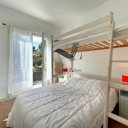 La Petite Cepe - Au Bord De La Et De La Foret